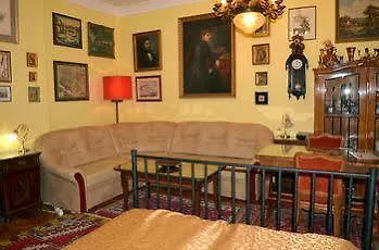 Ξενοδοχείο Alkotmany Street *